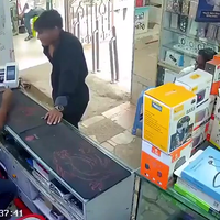 Uitverkoop wegens aankomende verbouwingen