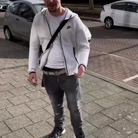 We zijn weer bezig man