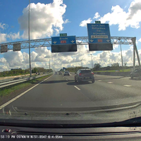 Opgefokte mafklapper in Mercedes