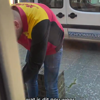 Bezorger was tuinier