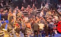 Chaos na bokswedstrijd in Turkije: fans bestormen de ring - Deel 2