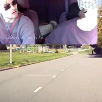 Dashcam video neemt rare wending