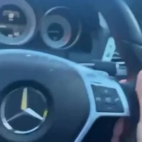Zit je lekker in je auto...