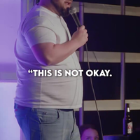 Comediant faalt een beetje