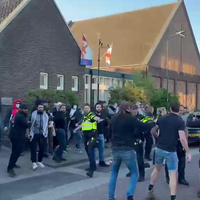 Palliedemo voor de kerk in Renswoude loopt uit de hand