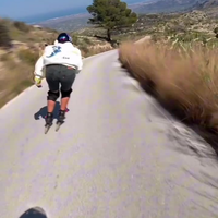Zieke downhill op skates