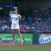 First pitch mogen gooien