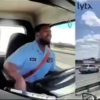 Landingsgeestel van landend vliegtuig tikt vrachtwagen omver