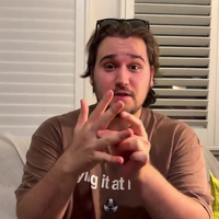 Papercut tussen je vinger
