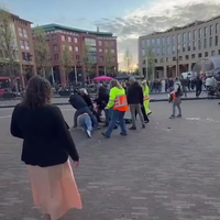 Koningsdag Ridderkerk, schildertje gaat KO