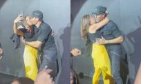 Fan grijpt haar kans bij Enrique Iglesias en video gaat opnieuw viraal