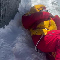 Sherpa gered van de deaud 