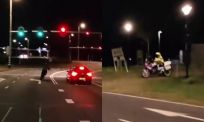 Crossers spelen potje GTA met politie in Amsterdam