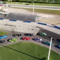 Typisch momentje in de vrouwenmotorsport