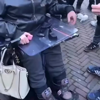 Snuifke in de rolstoel