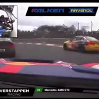 Max moet er even langs tijdens de 24U 