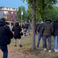Fotograaf krijgt flinke tik van agent
