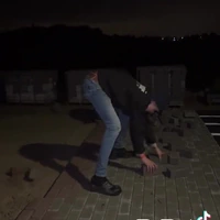 Dronken straatje leggen