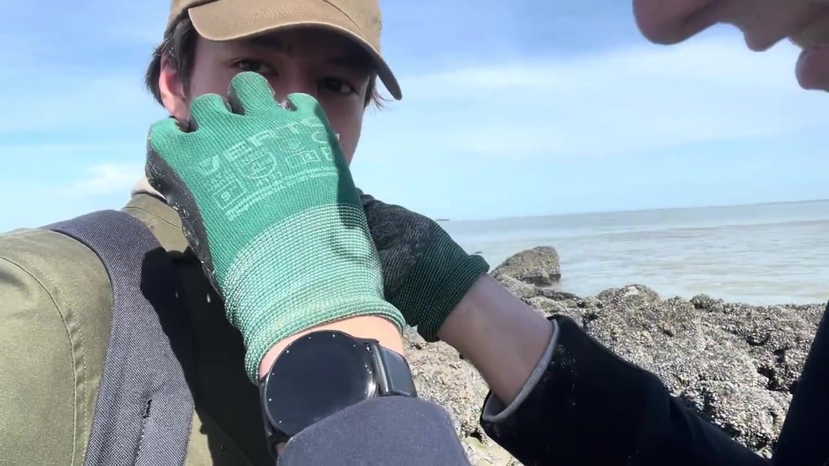 Ik ben Faas en ik doe de krabpiercing!