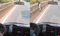Chauffeur grijpt in en redt peuter van drukke weg in Vietnam