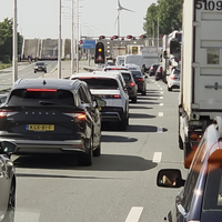 Leimuiderbrug in storing 