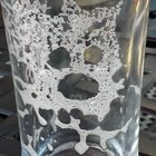 Gezicht in mijn lege bierglas